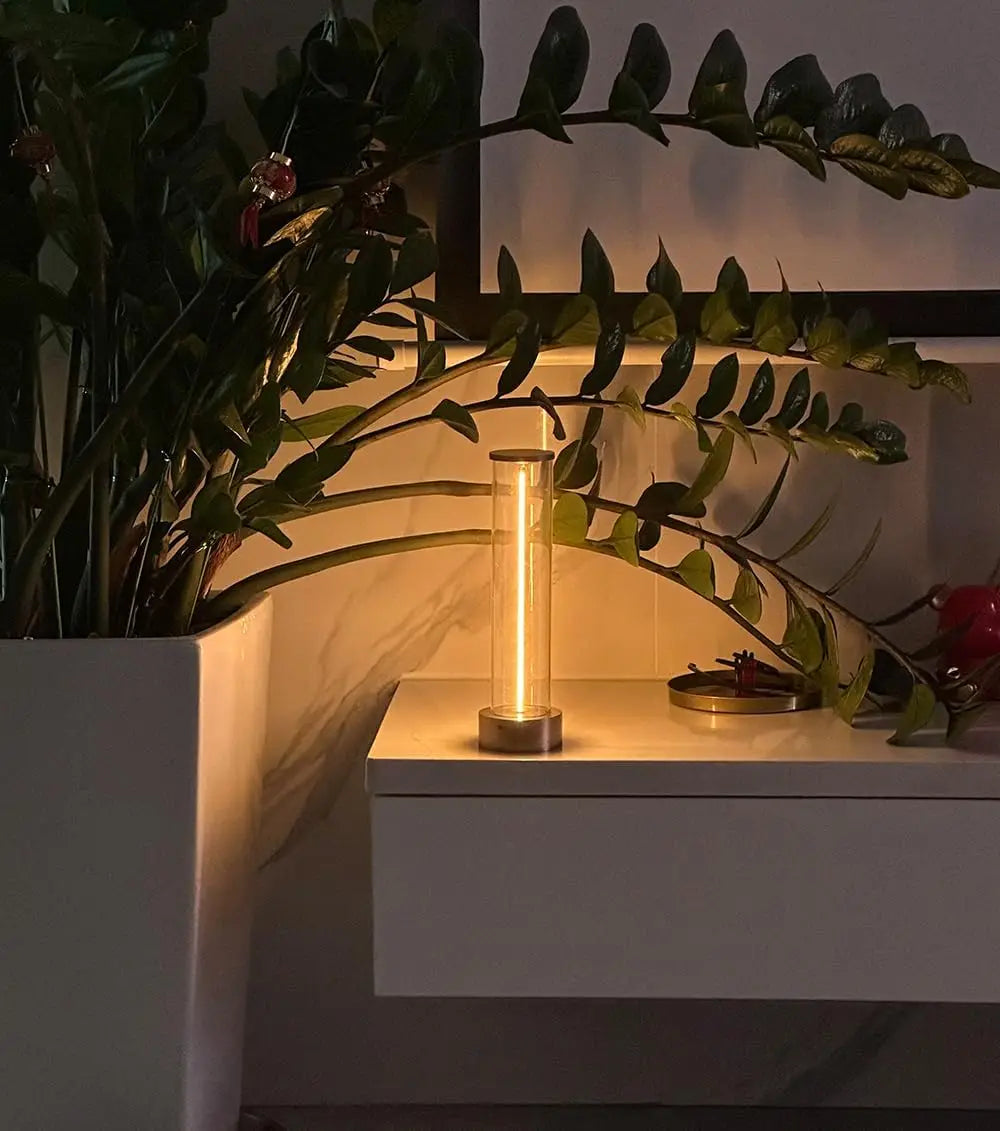Minimalist Magnetic Touch Desk Lamp
